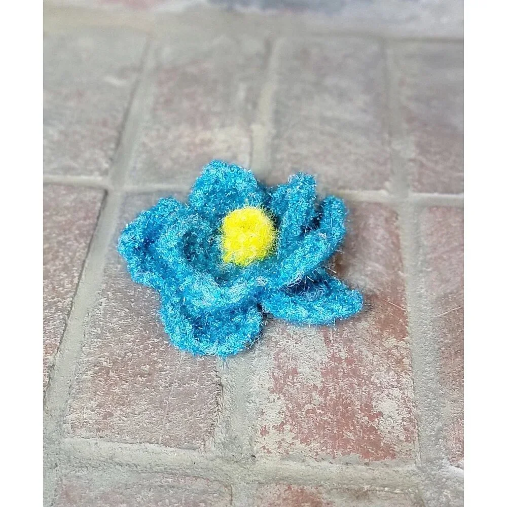 Aqua and yellow flower scrubby
